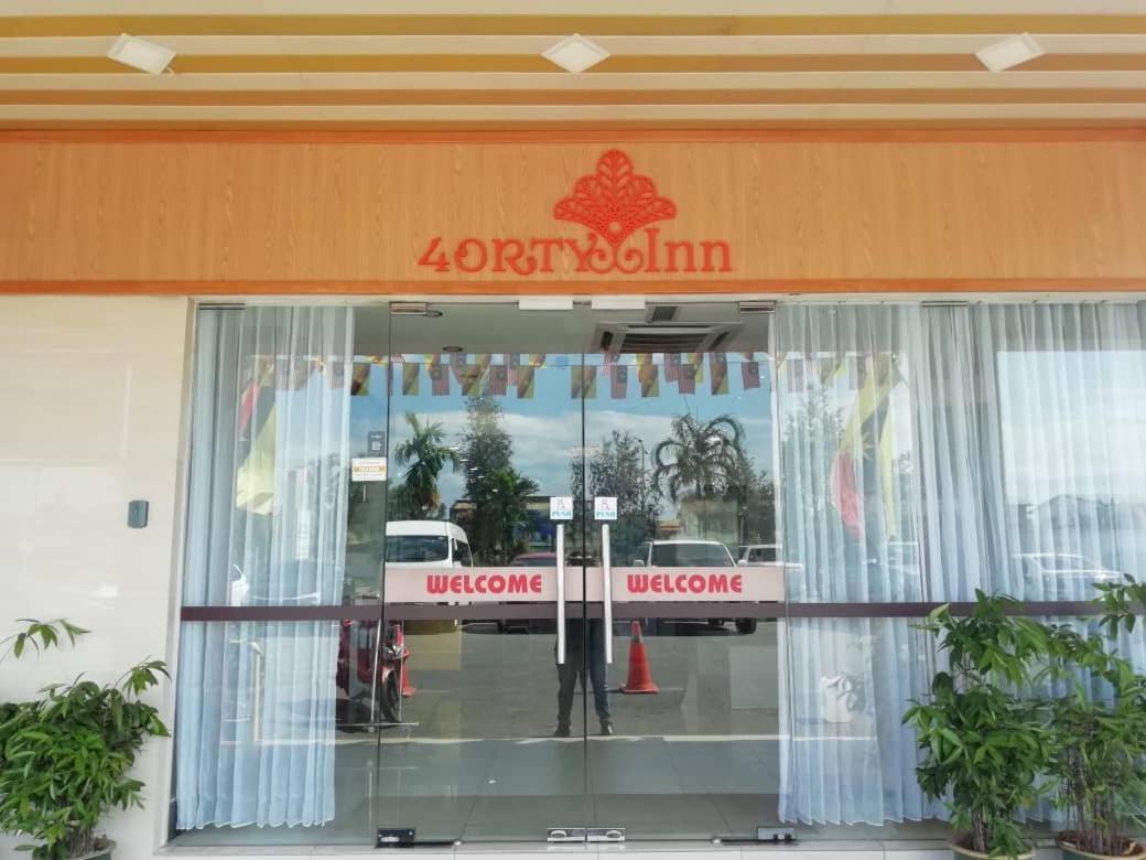 4Orty Inn Bintulu Eksteriør bilde