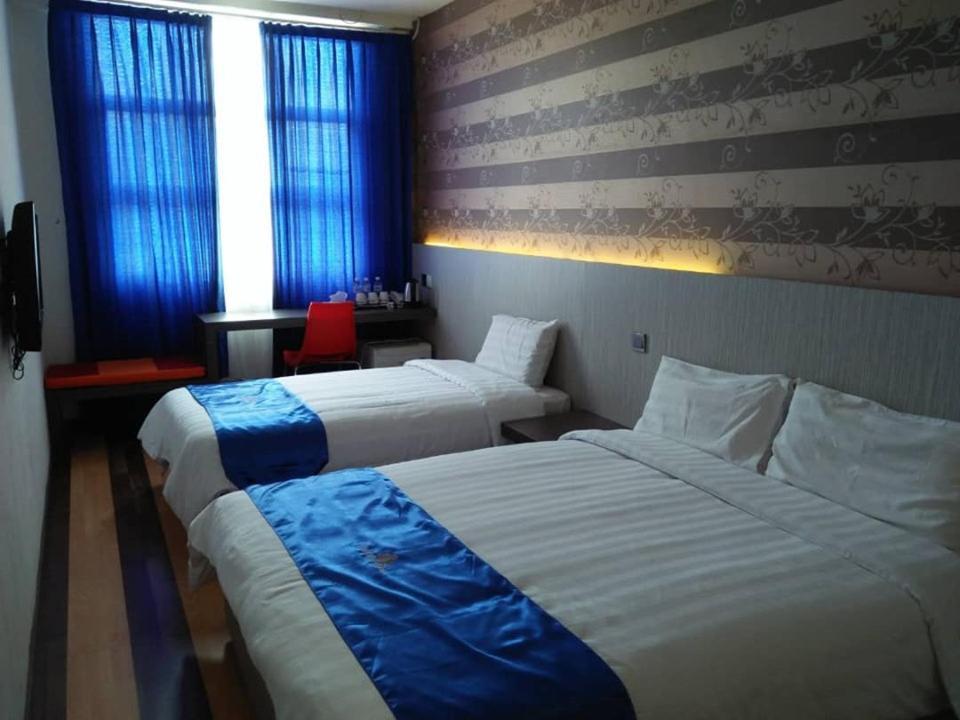 4Orty Inn Bintulu Eksteriør bilde