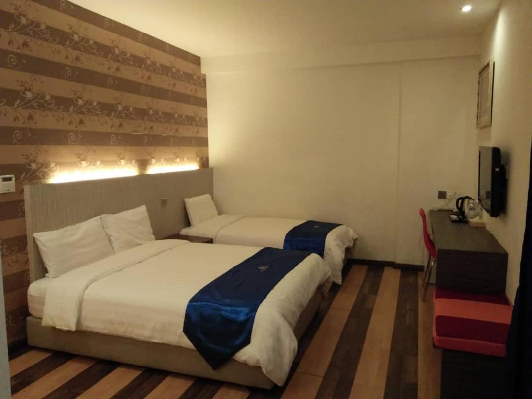 4Orty Inn Bintulu Eksteriør bilde